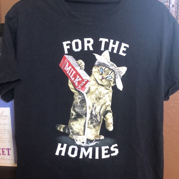 T-Shirt bundle - Picture 2 of 5